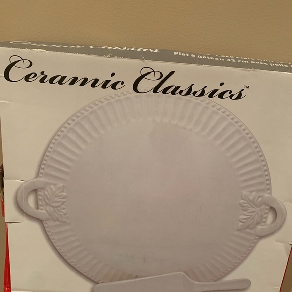 Ceramic plate with server - Picture 2 of 4